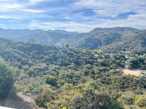 A Topanga Retreat in Topanga, USA