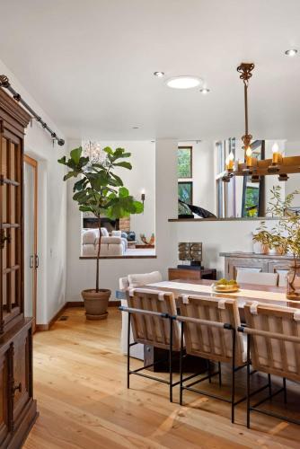 Topanga Ranch Villa in Topanga, USA