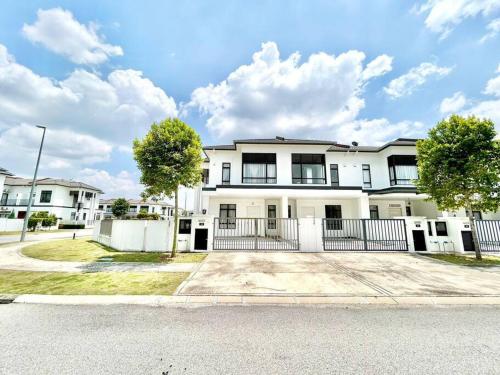 Haven Retreat and Lesuire