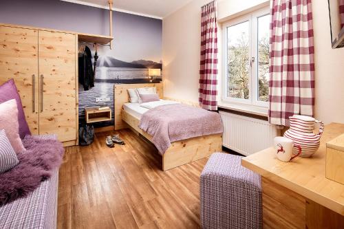 1 twin bed