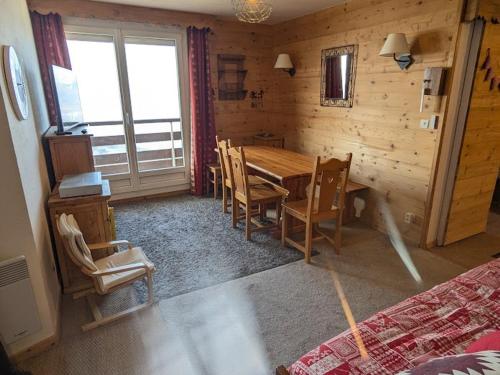 Appart cosy au pied des pistes, pour 7 pers - FR-1-557-137 in Les Adrets