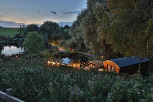 Glamping Lodge 1 - image 4