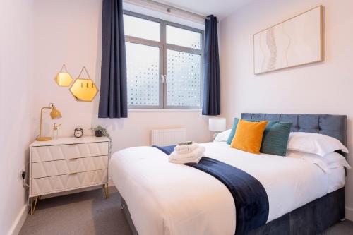 Modern 2- Bedroom Apartment in Central Redhill! in Redhill West