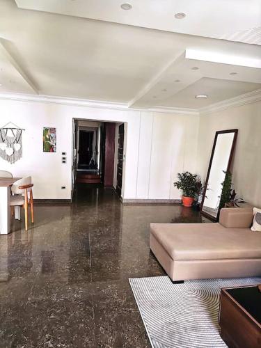 Stylish luxury furnished apartment - Tap to explore photos