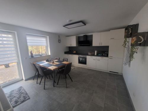 廚房, Ferienwohnung Hasenwinkel in 蘭格爾斯海姆