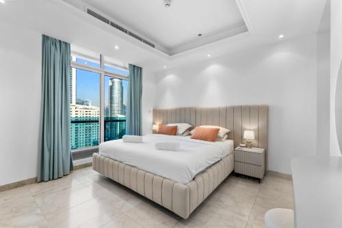 Elegant One Bed Apartment - Panoramic Marina Views - Near JBR & Beach, Dubai (photo 4)