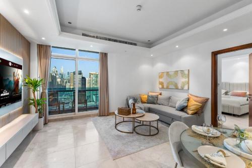 Elegant One Bed Apartment - Panoramic Marina Views - Near JBR & Beach, Dubai (photo 8)