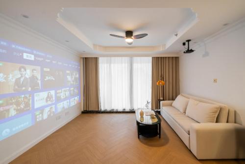 Tianzifang Sun Moonlight Fine Decoration Large Two-Bedroom, Šanghaj