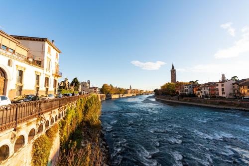La finestra sul Ponte by Postcardsfrom – Verona, TN