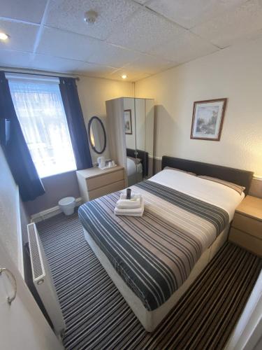 Double room, private bathroom
