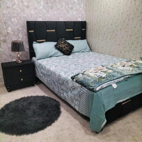 2 Bed Furnished Apartment in ราฟีบล็อก