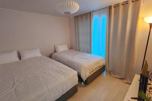 Hongdae station House 서교동