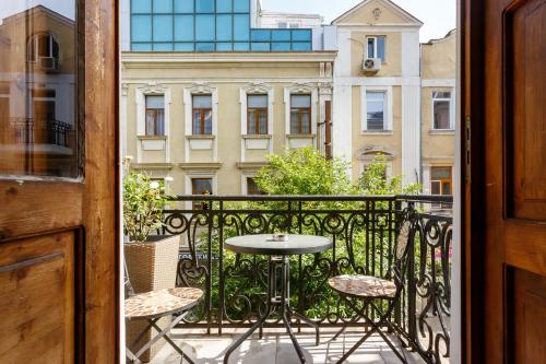 City Center Stylish 3 Bedroom Apartment, Sofia