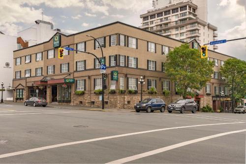 Quality Inn Downtown Inner Harbour in Victoria, Canada