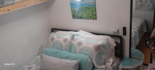 Sugar Cakes Tiny House in Governor's Harbour