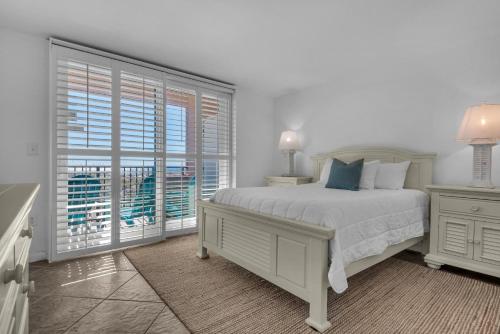 Gulf Winds – Pensacola Beach, FL