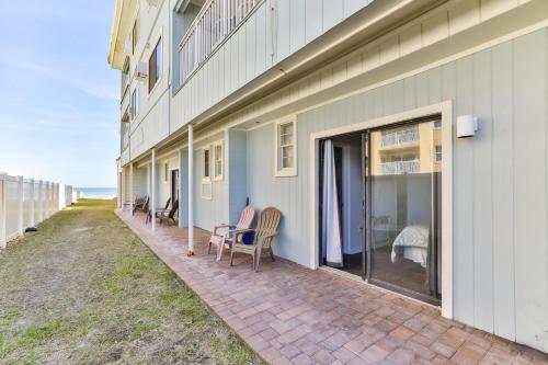 Coastal Waters 108 - 1 Bedroom Pool Side Condo in New Smyrna Beach, USA