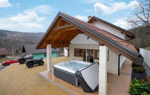 Amazing Home In Krasno