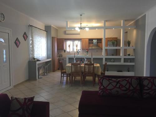 Villa Facen – Gardelades, MI
