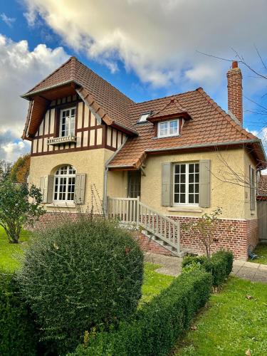 VILLA LES ROSES Maison 5 Couchages gîte à louer Patteville
