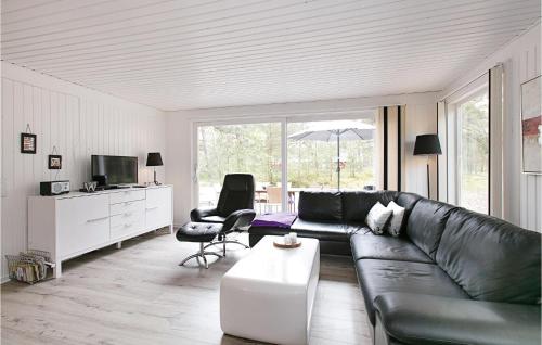  Tolles Haus Mit 3 Schlafzimmern In Nexø in Vester Sømarken