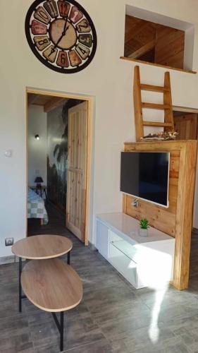 Iekārtas, Chalet détente (Chalet detente) in Montaut (Midi-Pyrenees)