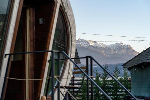 Glamp In Style Pods Resort in 布兰