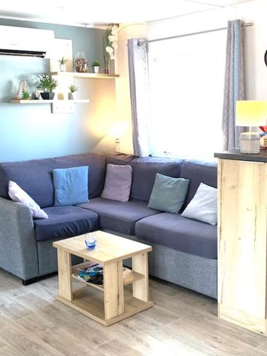 Mobilhome tout confort 40 m2 pour 4 personnes Mobilhome tout confort 40 m2 pour 4 personnes