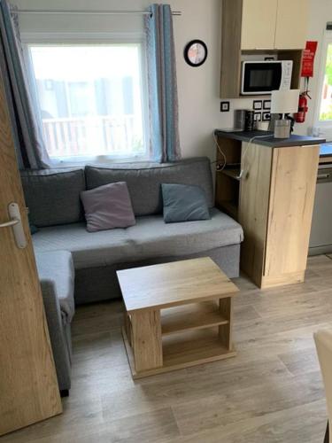 Mobilhome tout confort 40 m2 pour 4 personnes Mobilhome tout confort 40 m2 pour 4 personnes