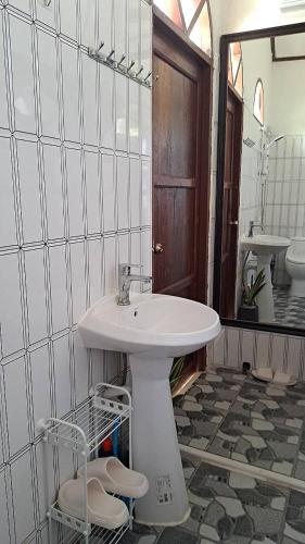 Cozy breezing countryside Pet Cozy breezing countryside Pet