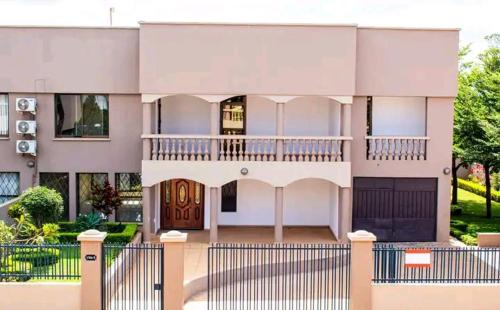 S Villas