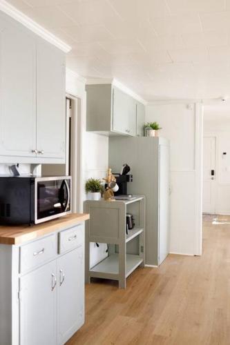 廚房, Peach Haven Hideaway in 加夫尼