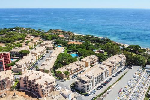 Moradia V2 - 200m da Praia da Oura - Santa Eulália, Albufeira