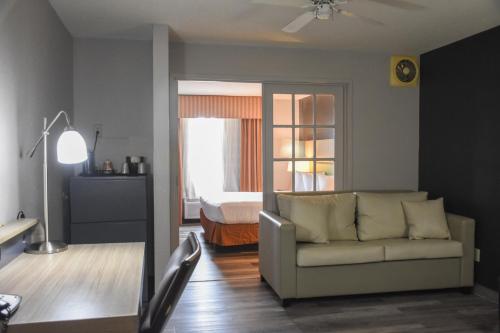 Country Inn & Suites By Radisson Bloomington-Normal West, IL in Bloomington, USA