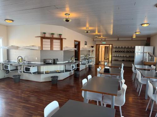 kuhinja, Frost Guesthouse by Welcome Iceland in Stadarbakki