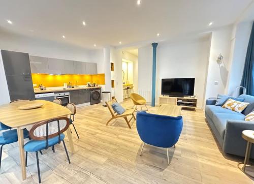 BASTiLLE SUNbEAM - Luxury flat 80m2 - Paris 6p 2BR, París