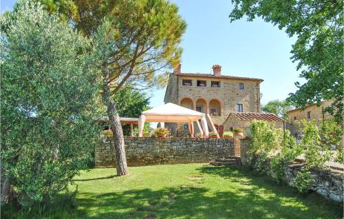 A szálláshely kívülről, Beautiful Apartment In Ponte Alla Chiassa Ar in Chiassa Superiore