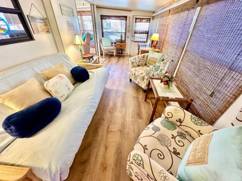 Beach Hideaway N2070 in Jensen Beach, USA