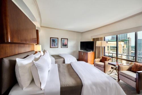 2 double beds
