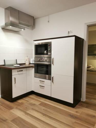 95qm Dachgeschoss für 1 bis 4 Personen - Alte Bäckerei - Neubaustandard (95qm Dachgeschoss fur 1 bis 4 Personen - Alte Backerei - Neubaustandard) in Bad Laasphe