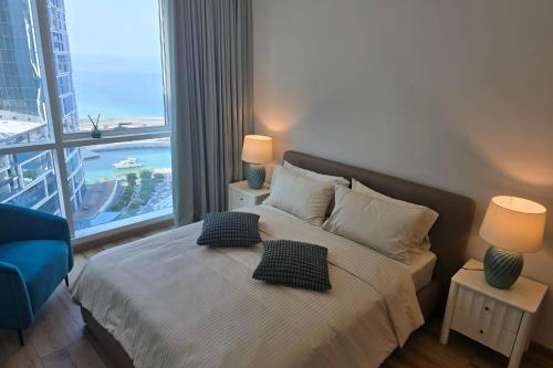 Beachfront 250 view private beach high floor - image 7