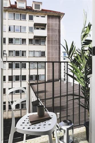 Ultra central flat with balcony Ultra central flat with balcony