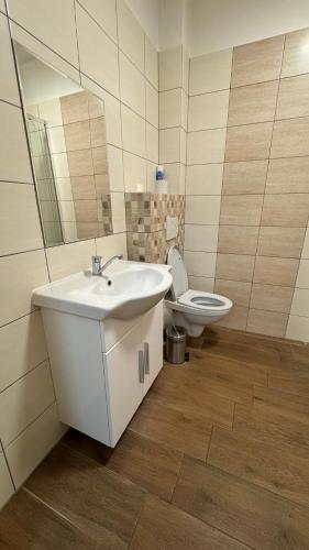 Apartment Urban Oasis Apartment Urban Oasis