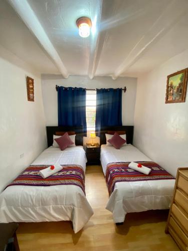 Twin Room image 5