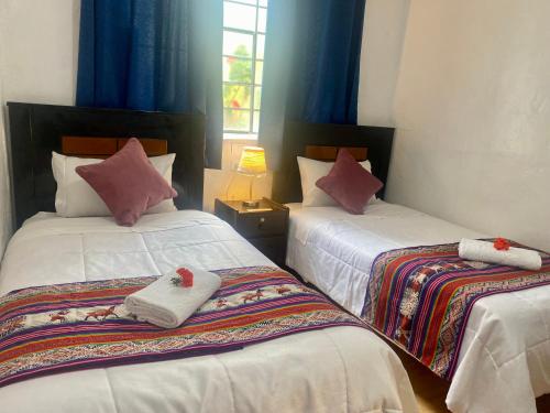 Twin Room image 6