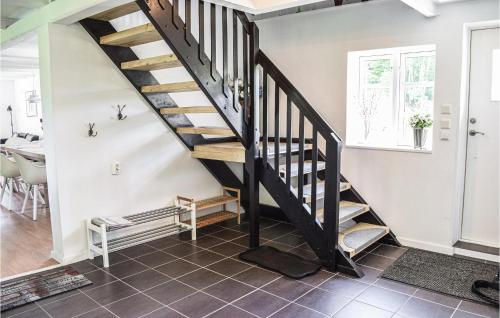 Viesnīcas āriene, 5 Bedroom Lovely Home In Tving in Tving