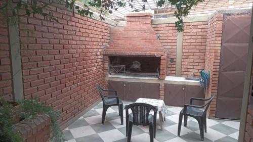 El Solar in Villa Nueva