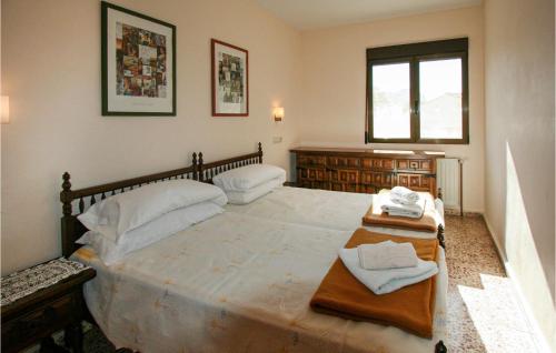 Amazing home in Calp w/ WiFi and 3 Bedrooms - image 6