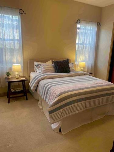 Desert Willow View Home with Pool on Golf Course in Palm Desert, USA
