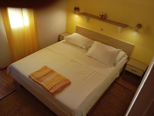 One-Bedroom Apartment with Terrace image 8